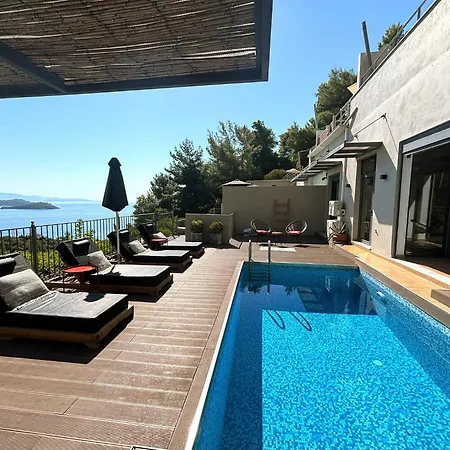 Superior 3-bedroom Cassiope With Private Pool And Breathtaking Sea Views Вилла