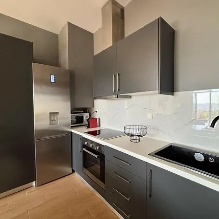 Superior 3-bedroom Cassiope With Private Pool And Breathtaking Sea Views Вилла Мегали-Аммос