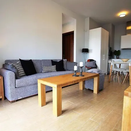 Superior 3-bedroom Cassiope With Private Pool And Breathtaking Sea Views 빌라 메갈리 아모스