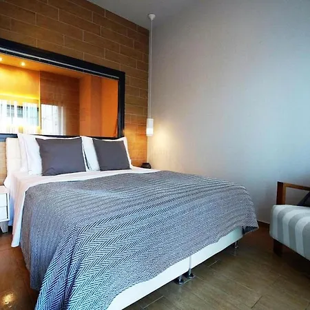 Superior 3-bedroom Cassiope With Private Pool And Breathtaking Sea Views * 메갈리 아모스