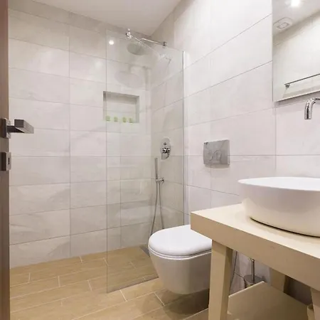 Superior 3-bedroom Cassiope With Private Pool And Breathtaking Sea Views *