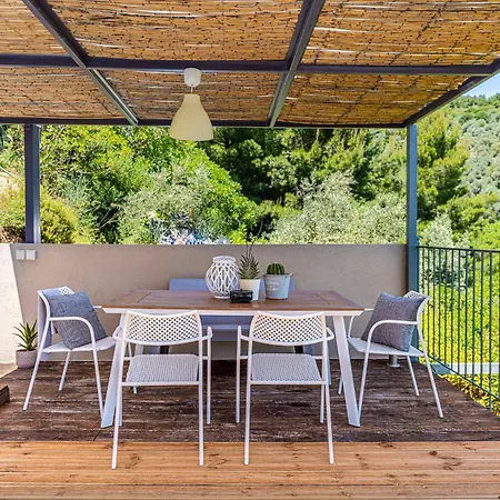 Superior 3-bedroom Cassiope With Private Pool And Breathtaking Sea Views *