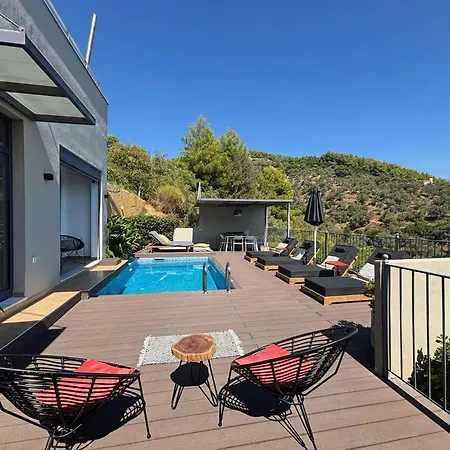 Superior 3-bedroom Cassiope With Private Pool And Breathtaking Sea Views