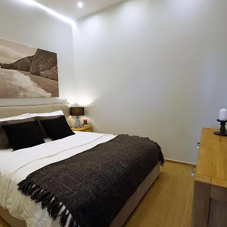 Superior 3-bedroom Cassiope With Private Pool And Breathtaking Sea Views Villa *